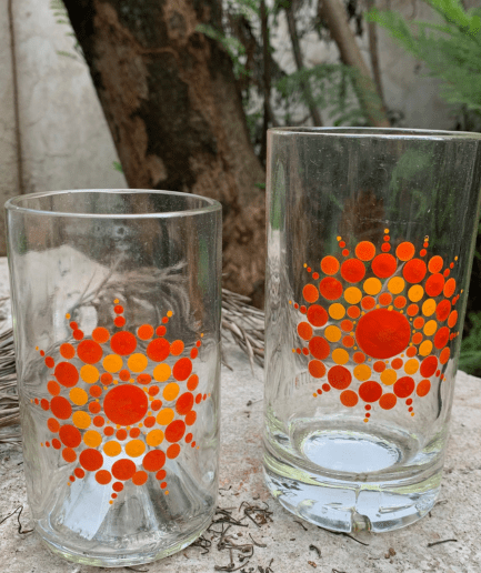 Cadmium and light orange clear glass vase set