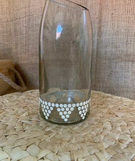 Side Cut Clear Vase With White Geometric Print