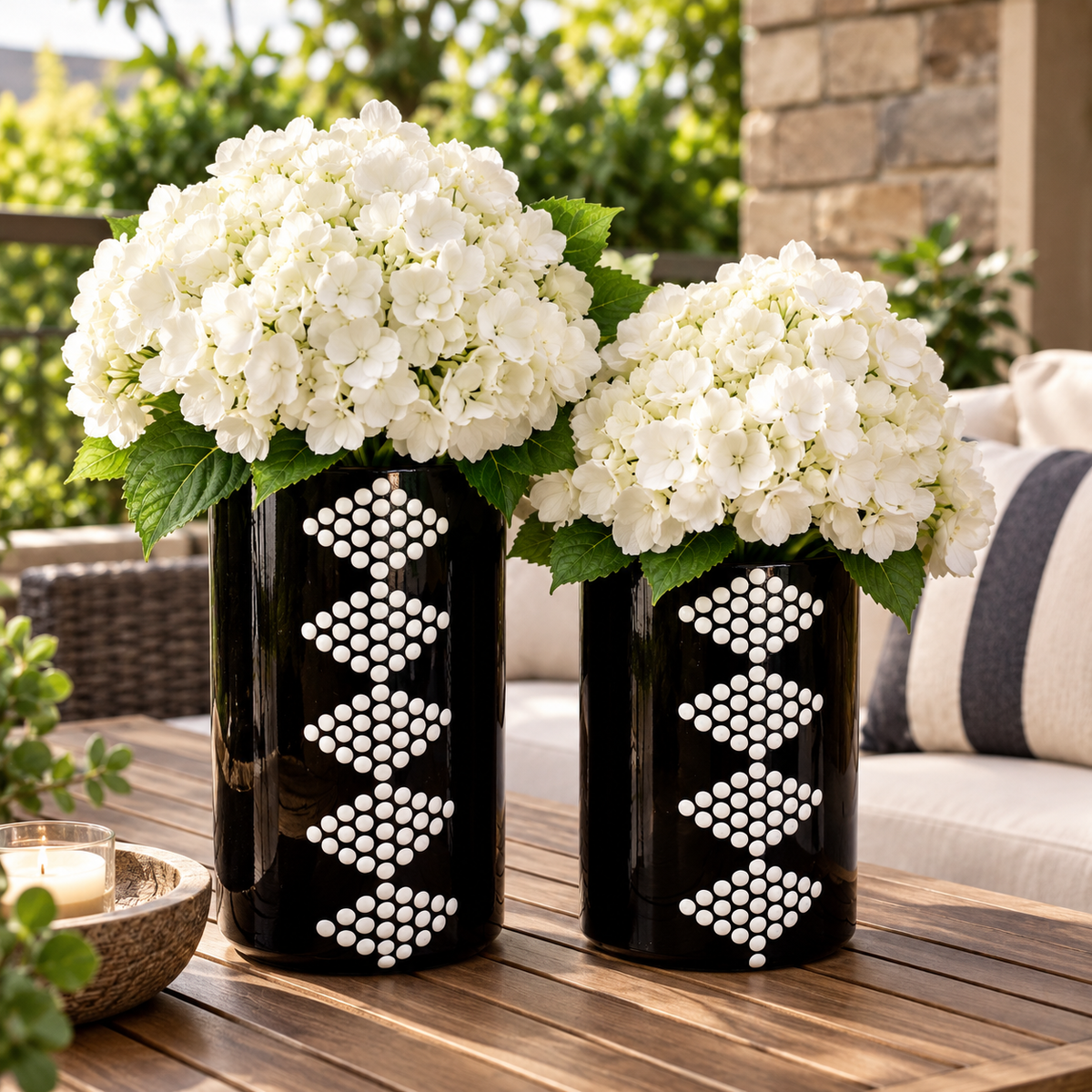 Large Hendricks gin black and white glass vase/holder set