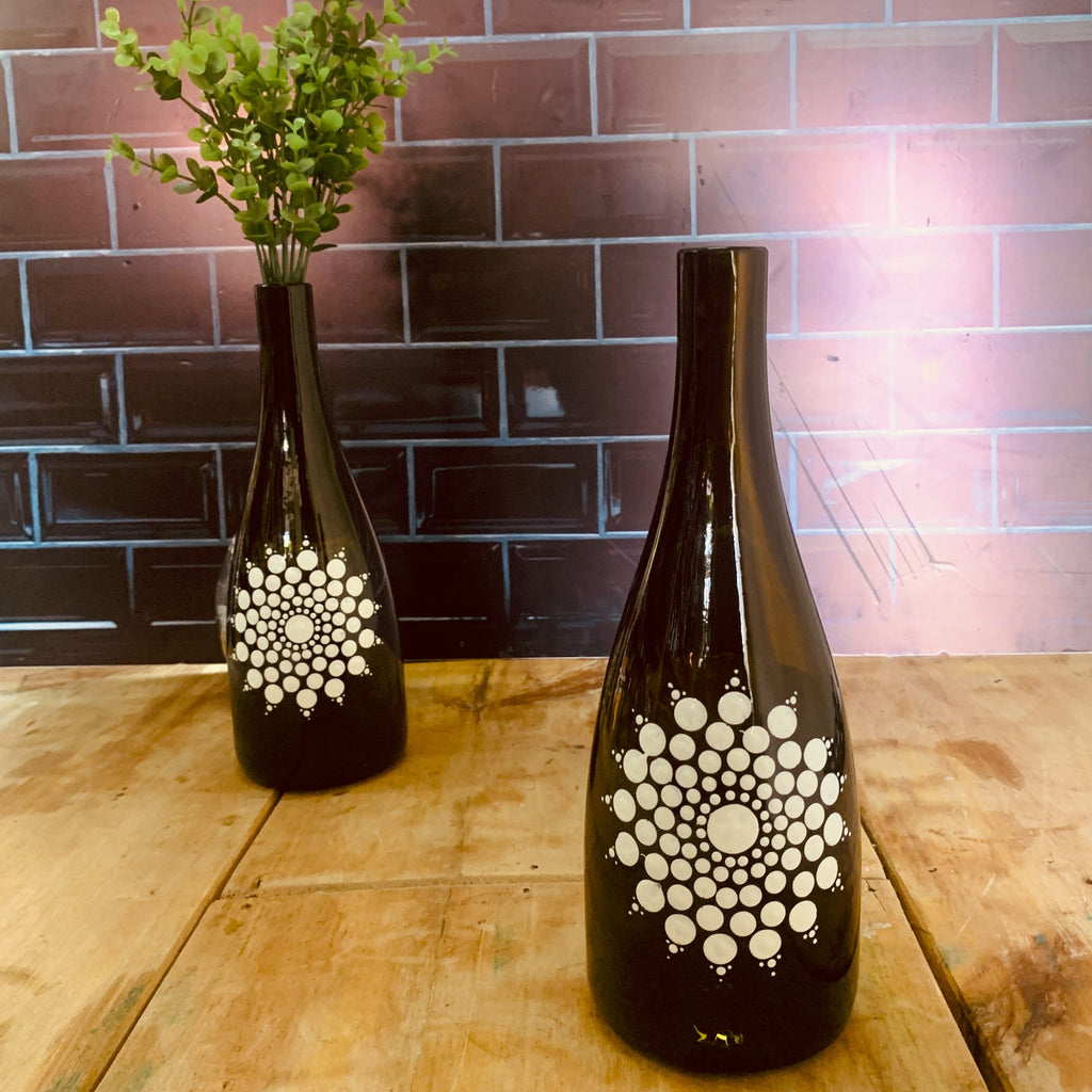 Tear drop olive green flower vase with single white circle