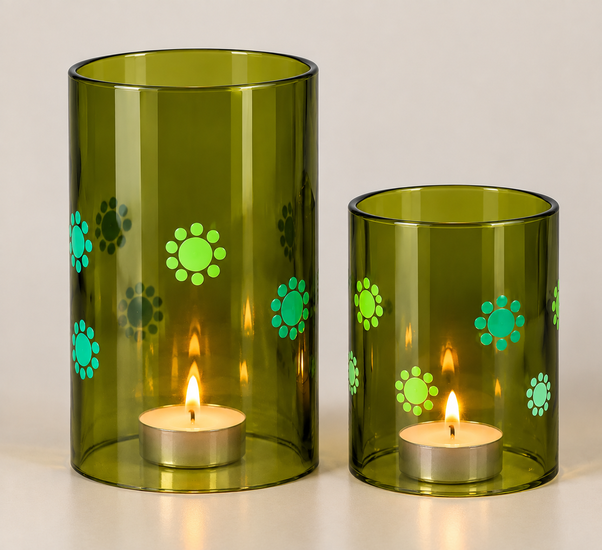 Set of Green Dotted Candle Hurricanes